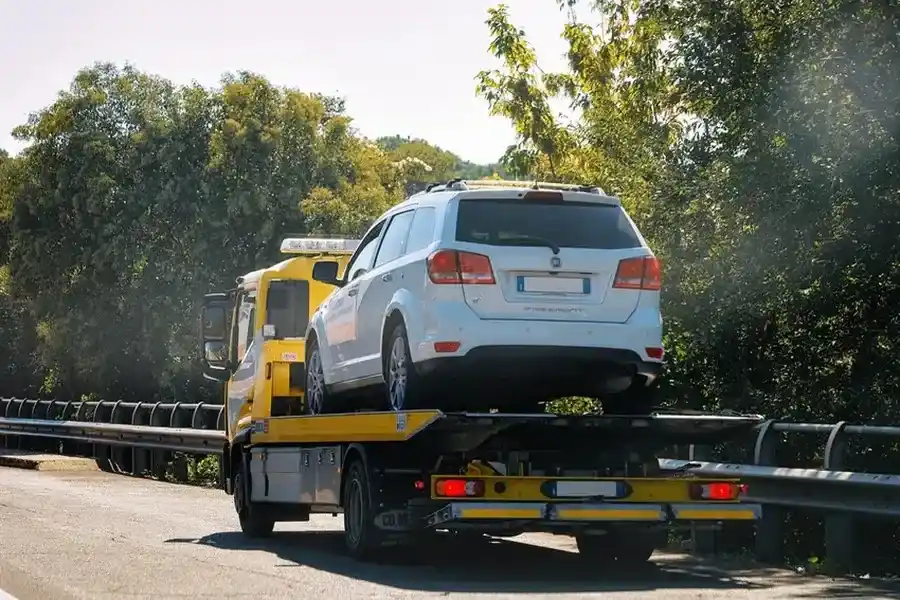 Signs Your Vehicle Requires Flatbed Towing Killeen, TX Signs Your Vehicle Requires Flatbed Towing Killeen, TX